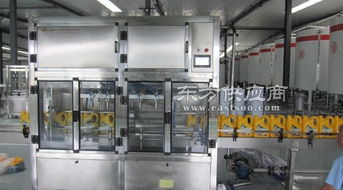 油類灌裝機 青州魯泰機械 優(yōu)質商家 潤滑油類灌裝機圖片